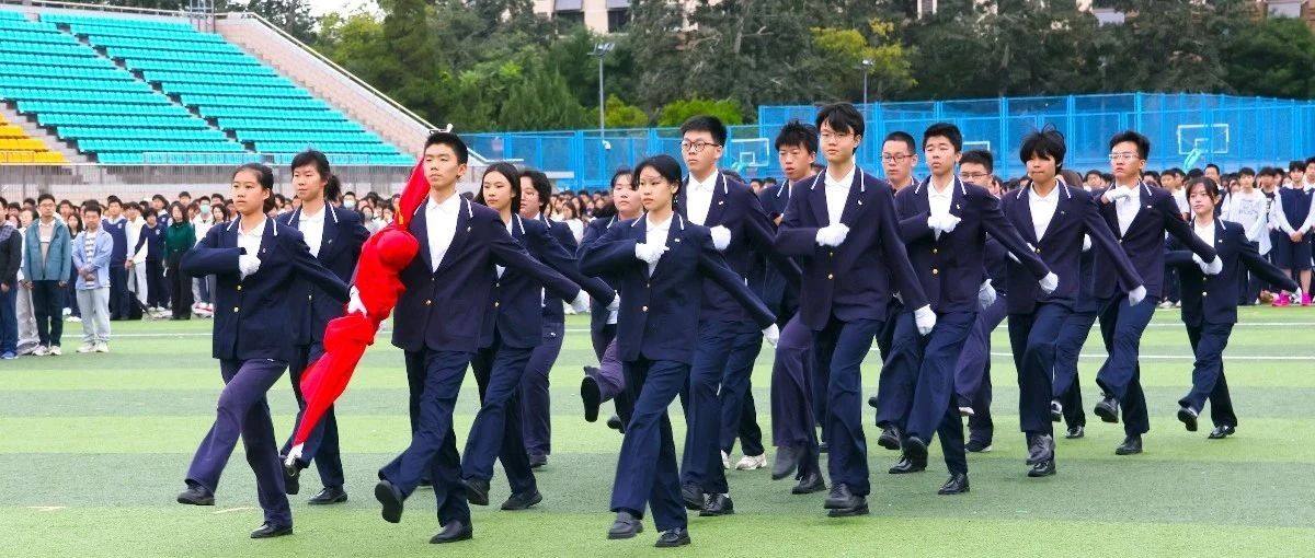 【校升旗仪式】感谢师恩，致敬成长——“感恩日”主题升旗仪式纪实