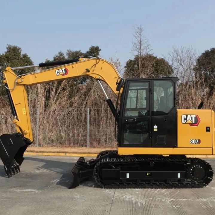 他们为何都偏爱CAT® 307迷你挖？